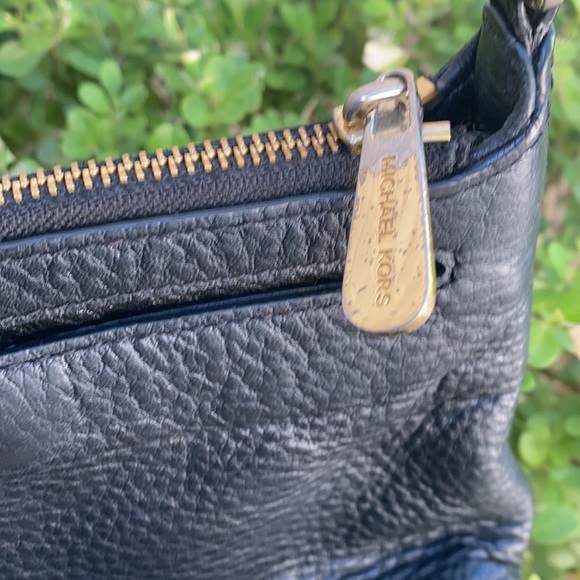 Michael Kors black pebbled leather crossbody bag purse - Picture 6 of 12